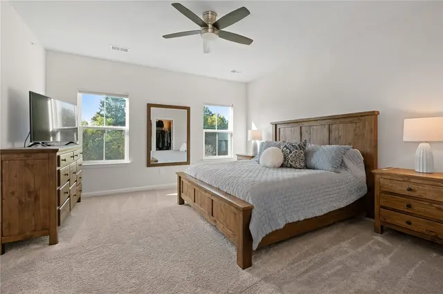 7208 Chestnut Way gallery image 10