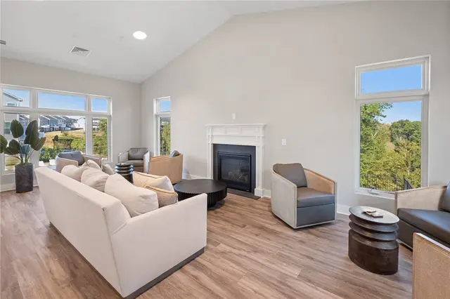7208 Chestnut Way gallery image 30