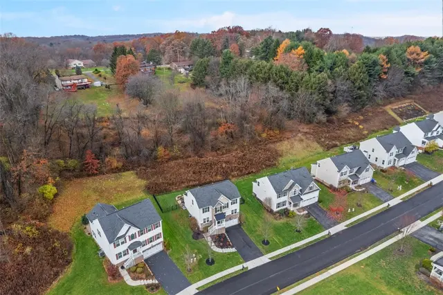 723 Packsaddle Trail gallery image 39