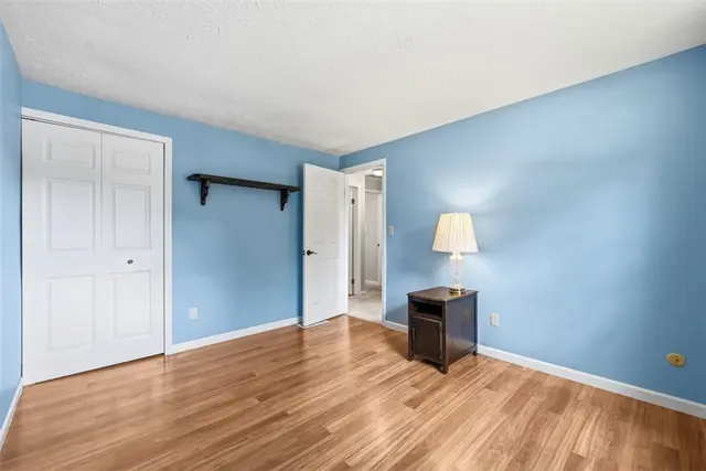 728 Skyview Dr gallery image 19