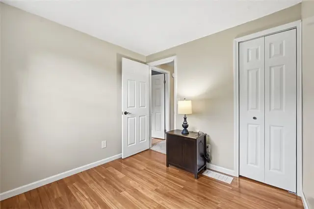 728 Skyview Dr gallery image 22