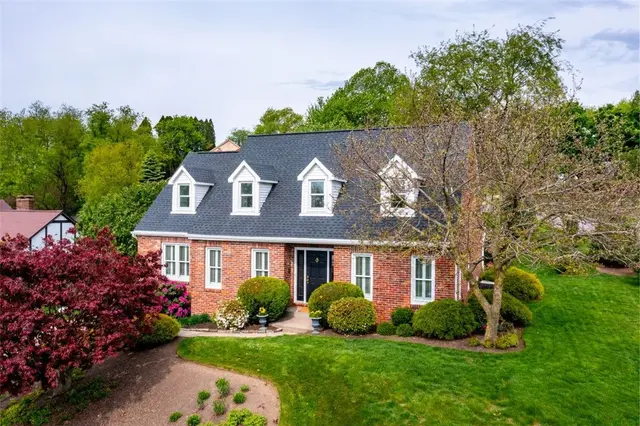 730 Highpoint Drive gallery image 2