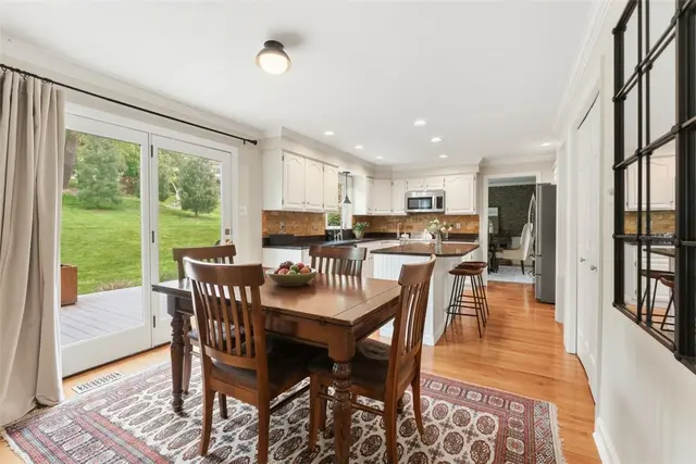 730 Highpoint Drive gallery image 11