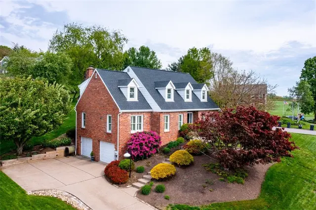 730 Highpoint Drive gallery image 16