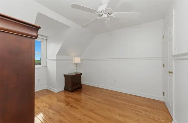 730 Highpoint Drive gallery image 20
