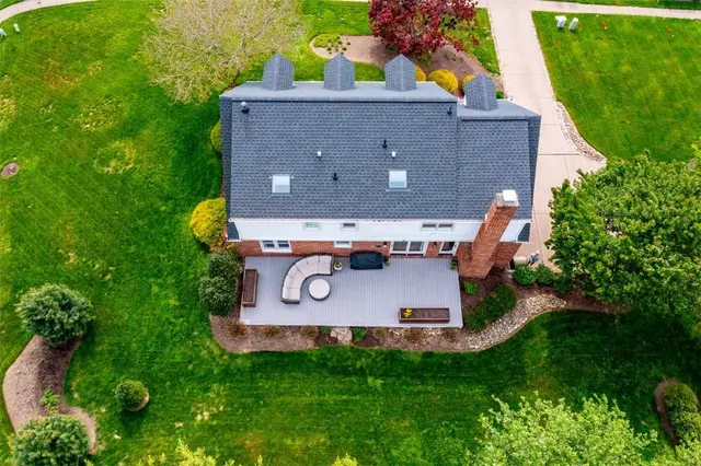 730 Highpoint Drive gallery image 31