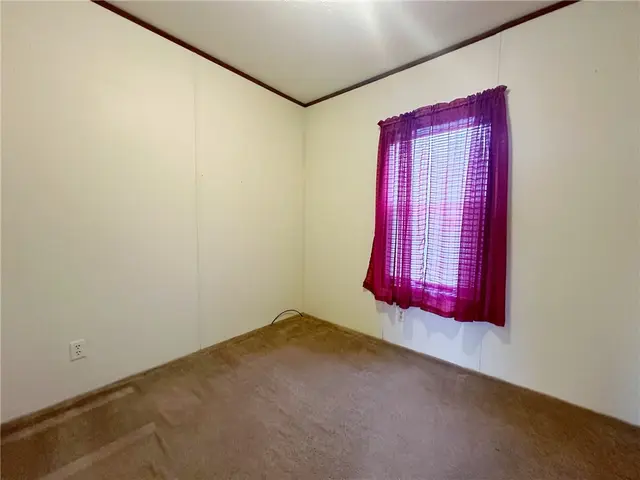 736 Slate Ave gallery image 3