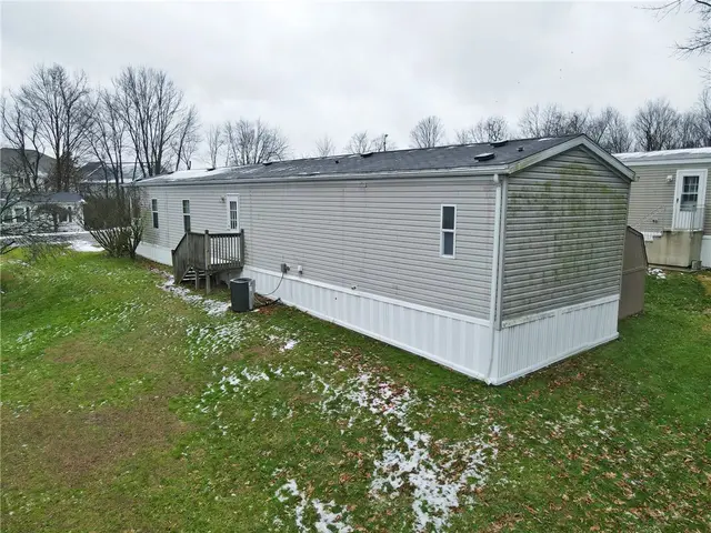 736 Slate Ave gallery image 15