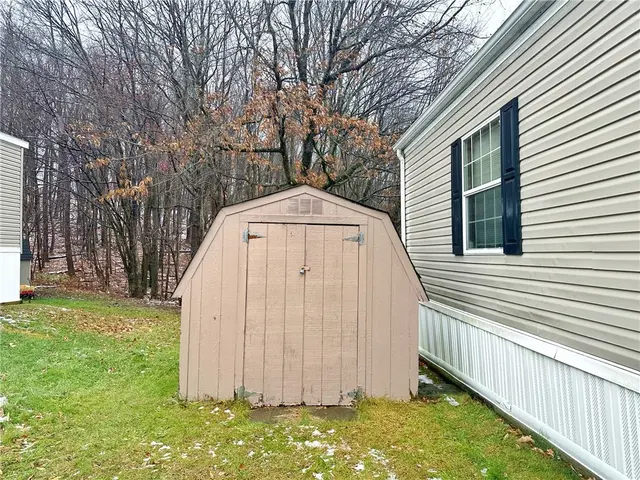 736 Slate Ave gallery image 17
