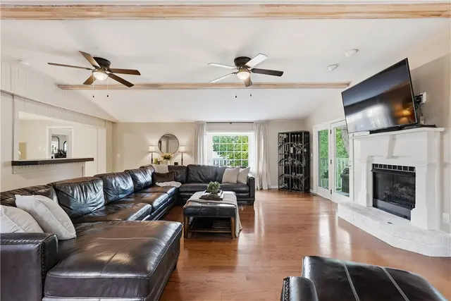 737 Wyngold Drive gallery image 3