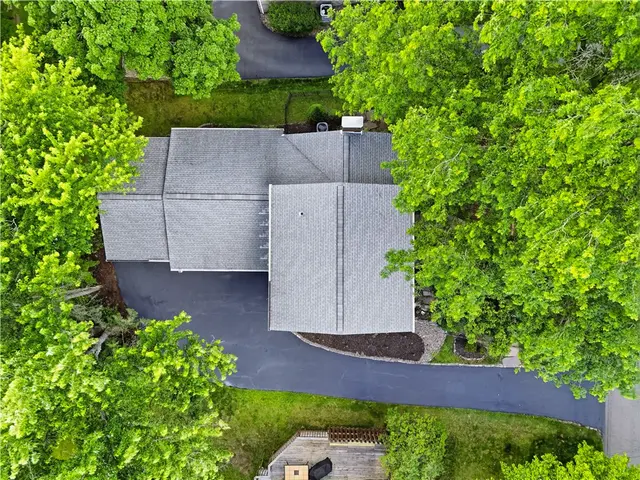 737 Wyngold Drive gallery image 5