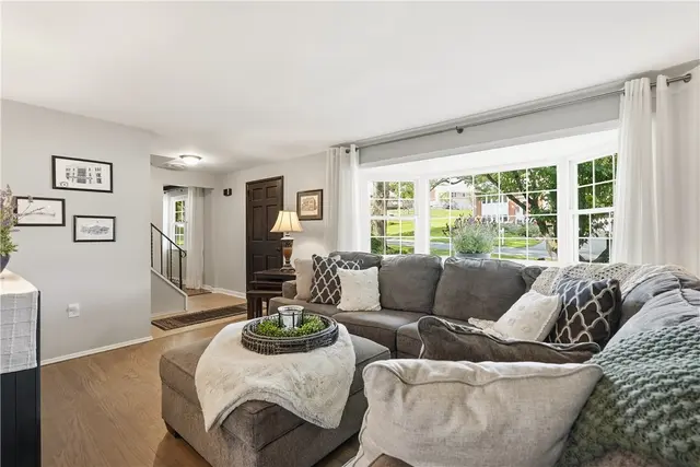 737 Wyngold Drive gallery image 21