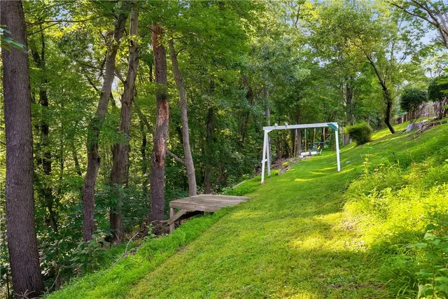 737 Wyngold Drive gallery image 30