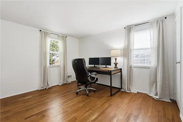 737 Wyngold Drive gallery image 35