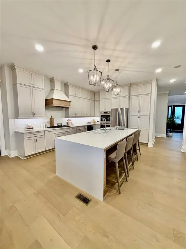 742 Ivy Lane gallery image 10