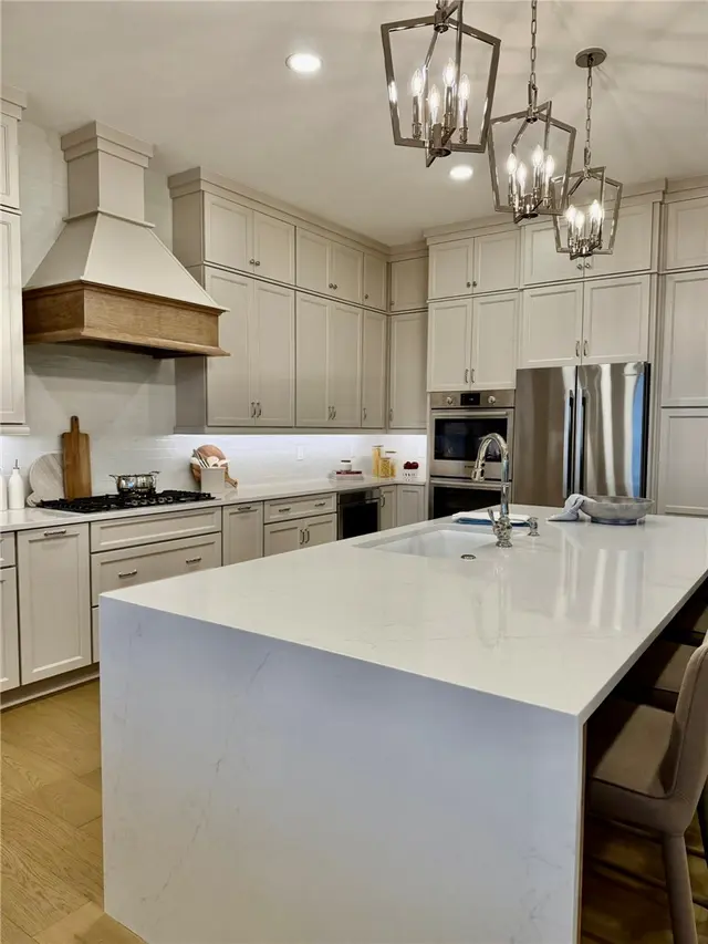 742 Ivy Lane gallery image 11