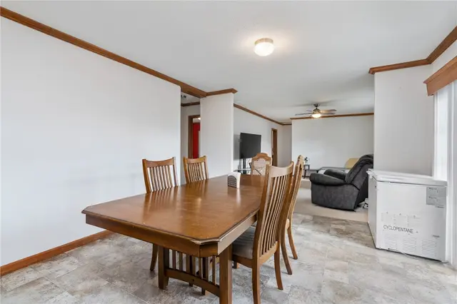 743 Slate Ave gallery image 6