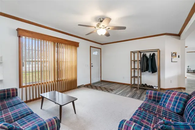 743 Slate Ave gallery image 8