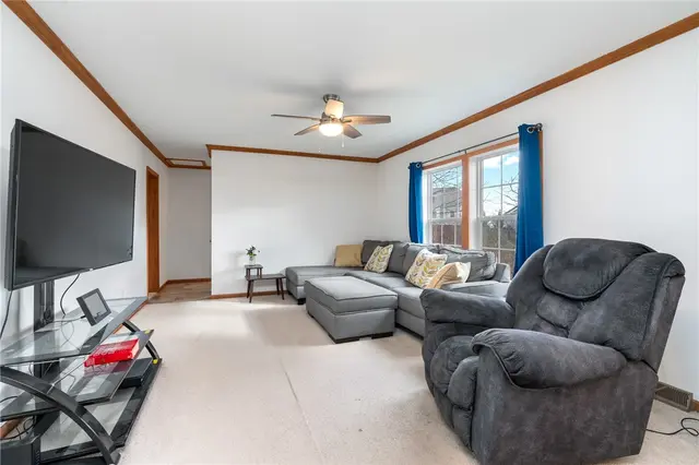 743 Slate Ave gallery image 11