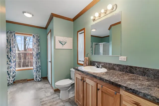 743 Slate Ave gallery image 15