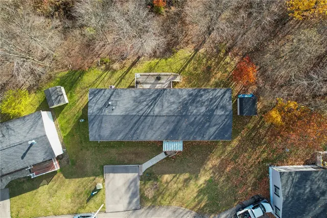 743 Slate Ave gallery image 31