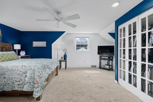 748 Washington Dr gallery image 14