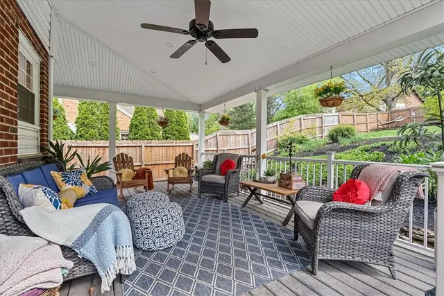 748 Washington Dr gallery image 25