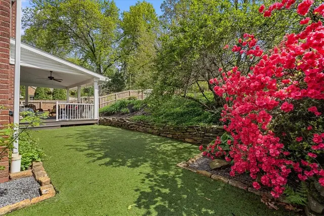 748 Washington Dr gallery image 28
