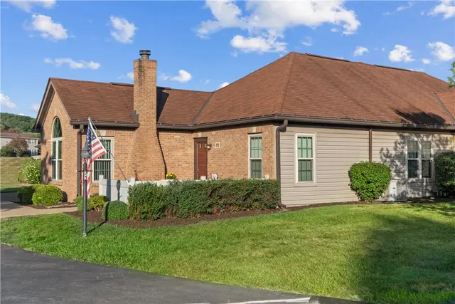 75 Ashford Drive gallery image 24