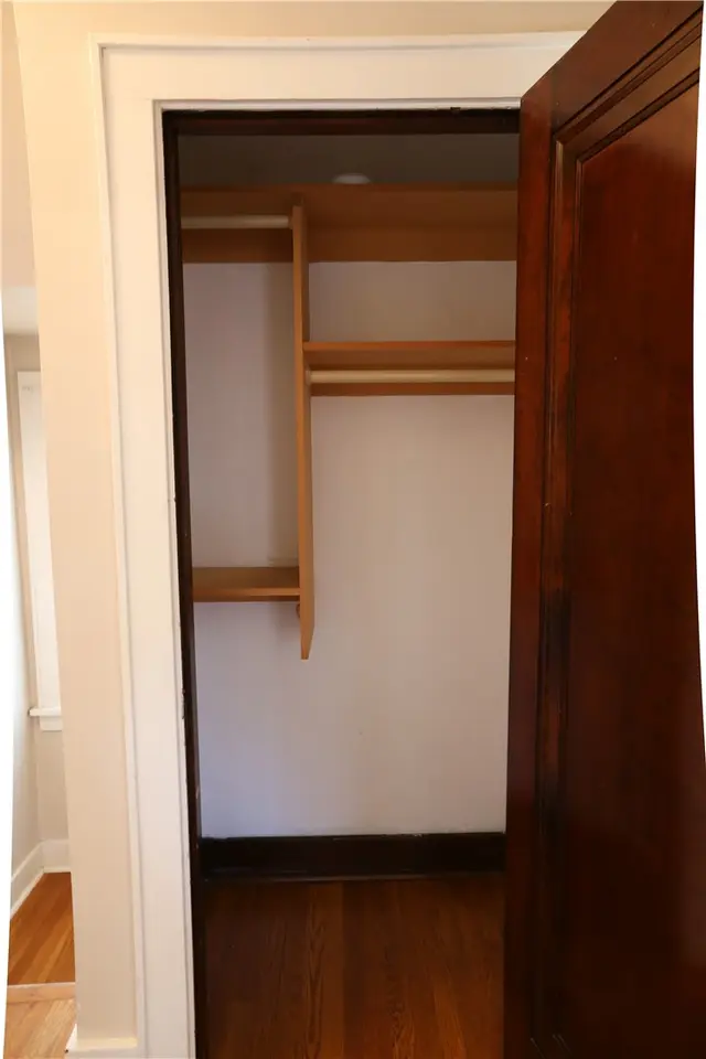 76 Amherst Avenue gallery image 11