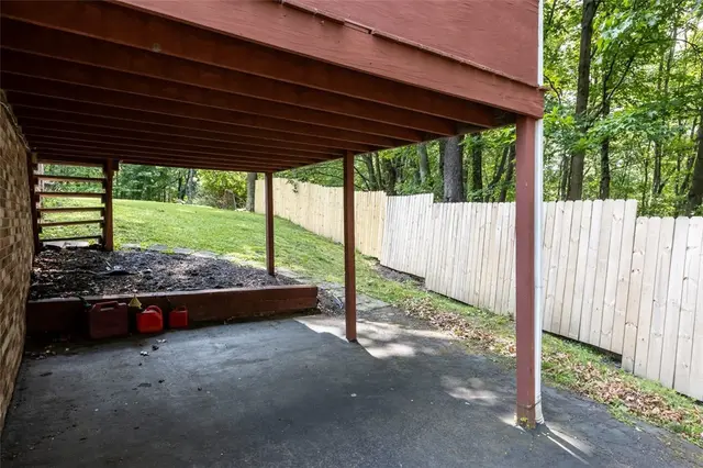 765 Brookshire Drive gallery image 3