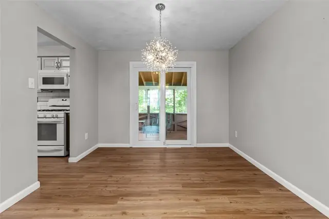 765 Brookshire Drive gallery image 7