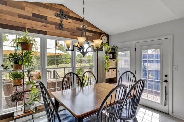 77 Winterbrook Dr gallery image 8