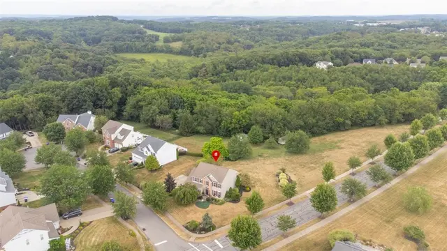 77 Winterbrook Dr gallery image 10