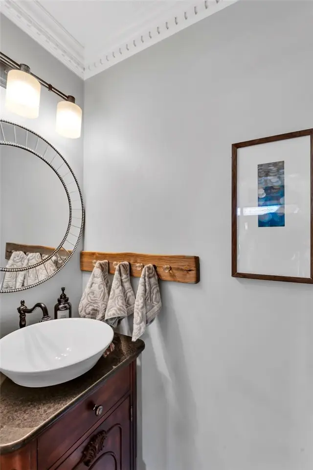77 Winterbrook Dr gallery image 20