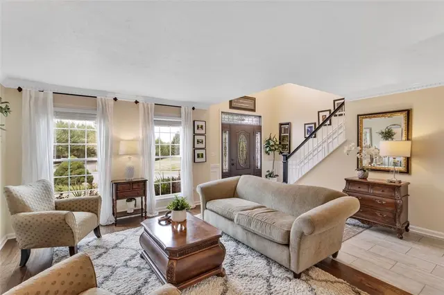 77 Winterbrook Dr gallery image 24