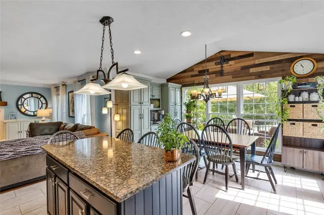 77 Winterbrook Dr gallery image 28
