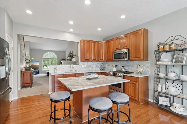 774 Norwegian Spruce Dr gallery image 16
