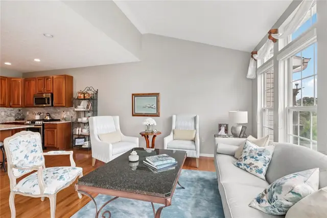 774 Norwegian Spruce Dr gallery image 39