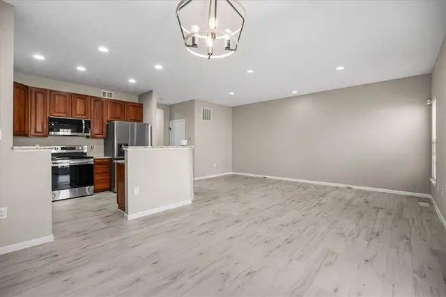 781 Norwegian Spruce Dr gallery image 15