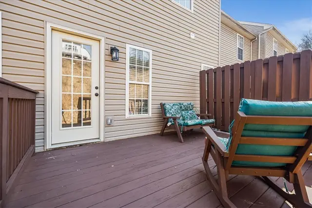 781 Norwegian Spruce Dr gallery image 30