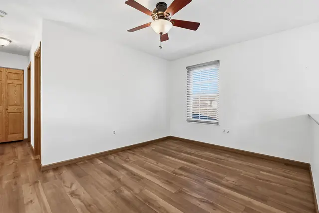 782 Sunset CIRCLE gallery image 15