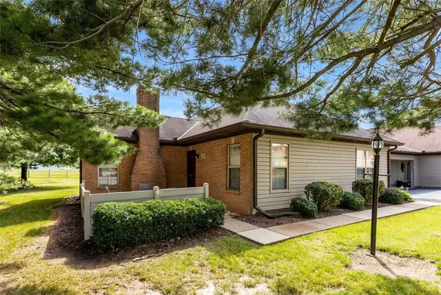 79 Ashford Drive 79 gallery image 2