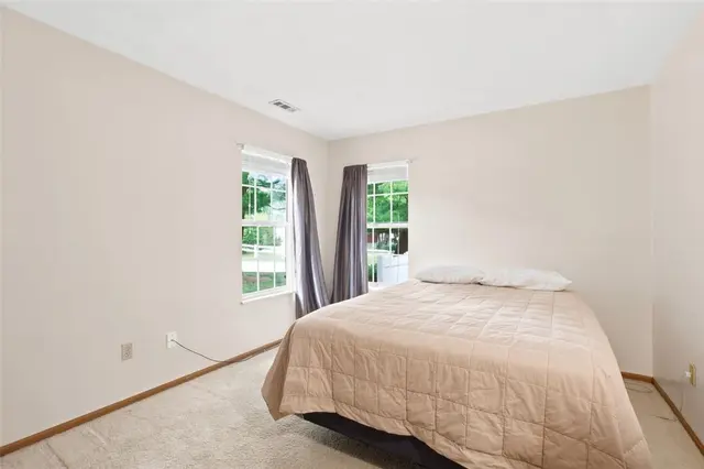 79 Ashford Drive 79 gallery image 9