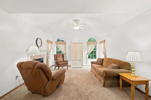 79 Ashford Drive 79 gallery image 11