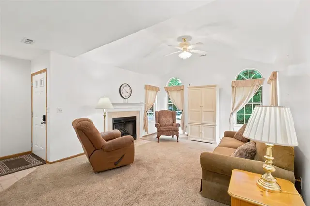 79 Ashford Drive 79 gallery image 12