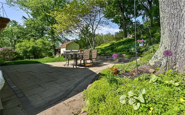 7921 Marmion Dr gallery image 3