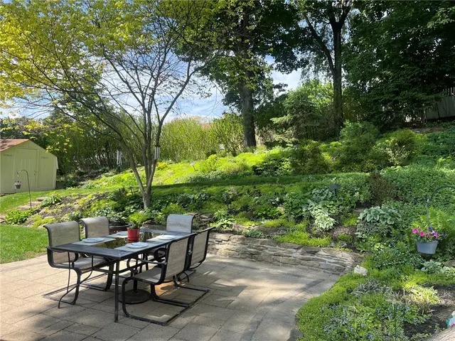7921 Marmion Dr gallery image 4