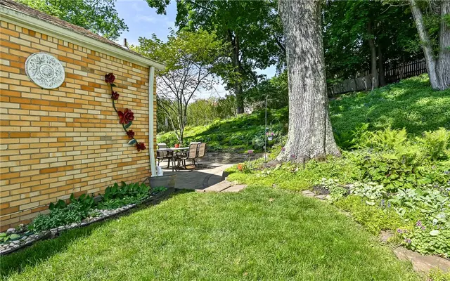 7921 Marmion Dr gallery image 22