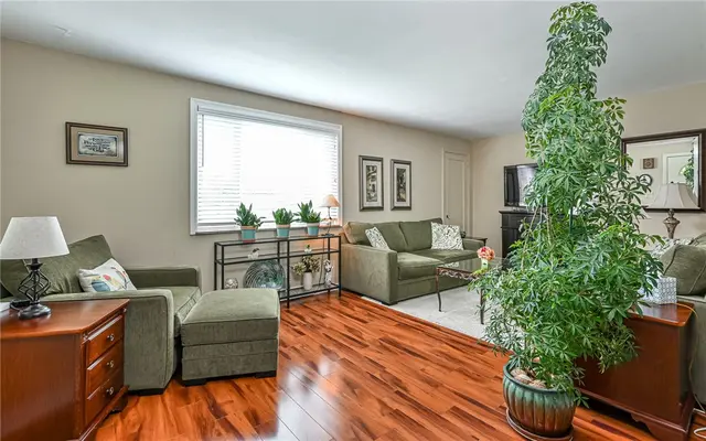 7921 Marmion Dr gallery image 32